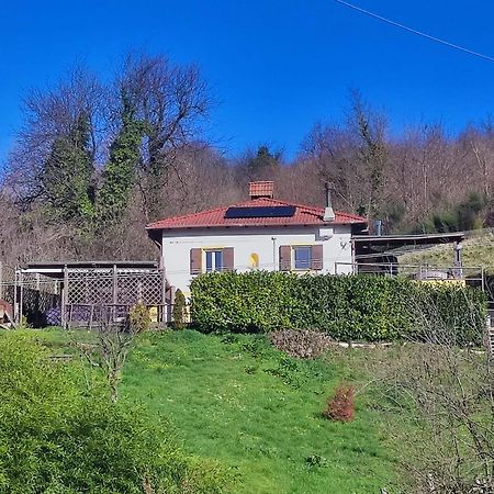 La Casa Nel Bosco Villa Ronco Scrivia Exteriör bild